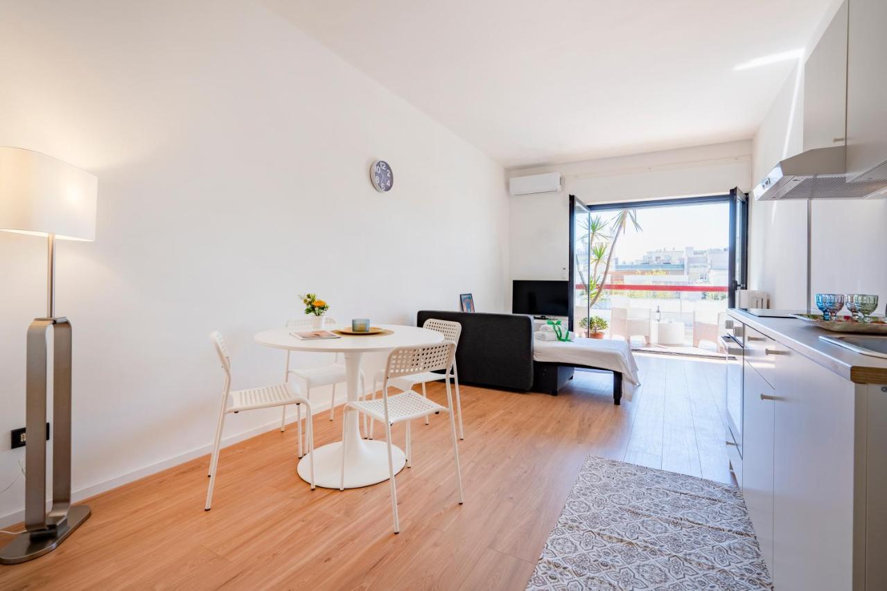 Central & Elegant Loft - With Balcony Bari Zewnętrze zdjęcie